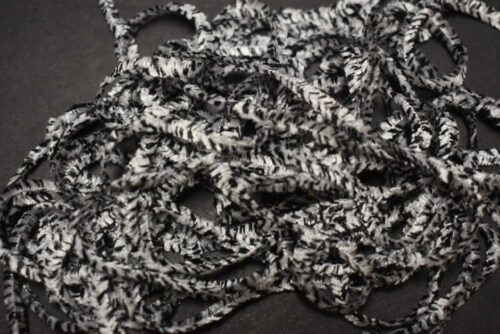 5 Yards 3/16" VARIEGATED BLACK & WHITE Flat Medium Chenille for Fly Tying - Image 3