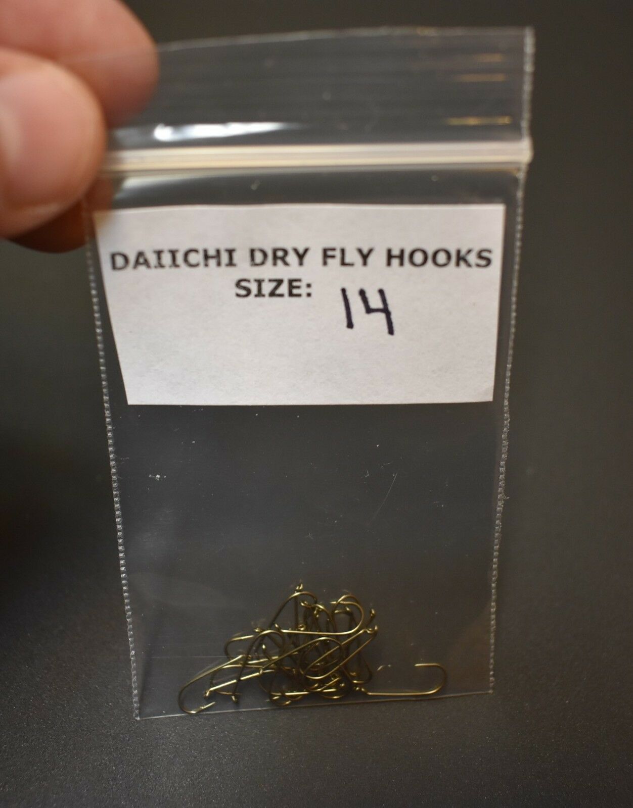 Daiichi 1180 Size 14 Dry Fly Tying Fishing Hooks Pack of 25 