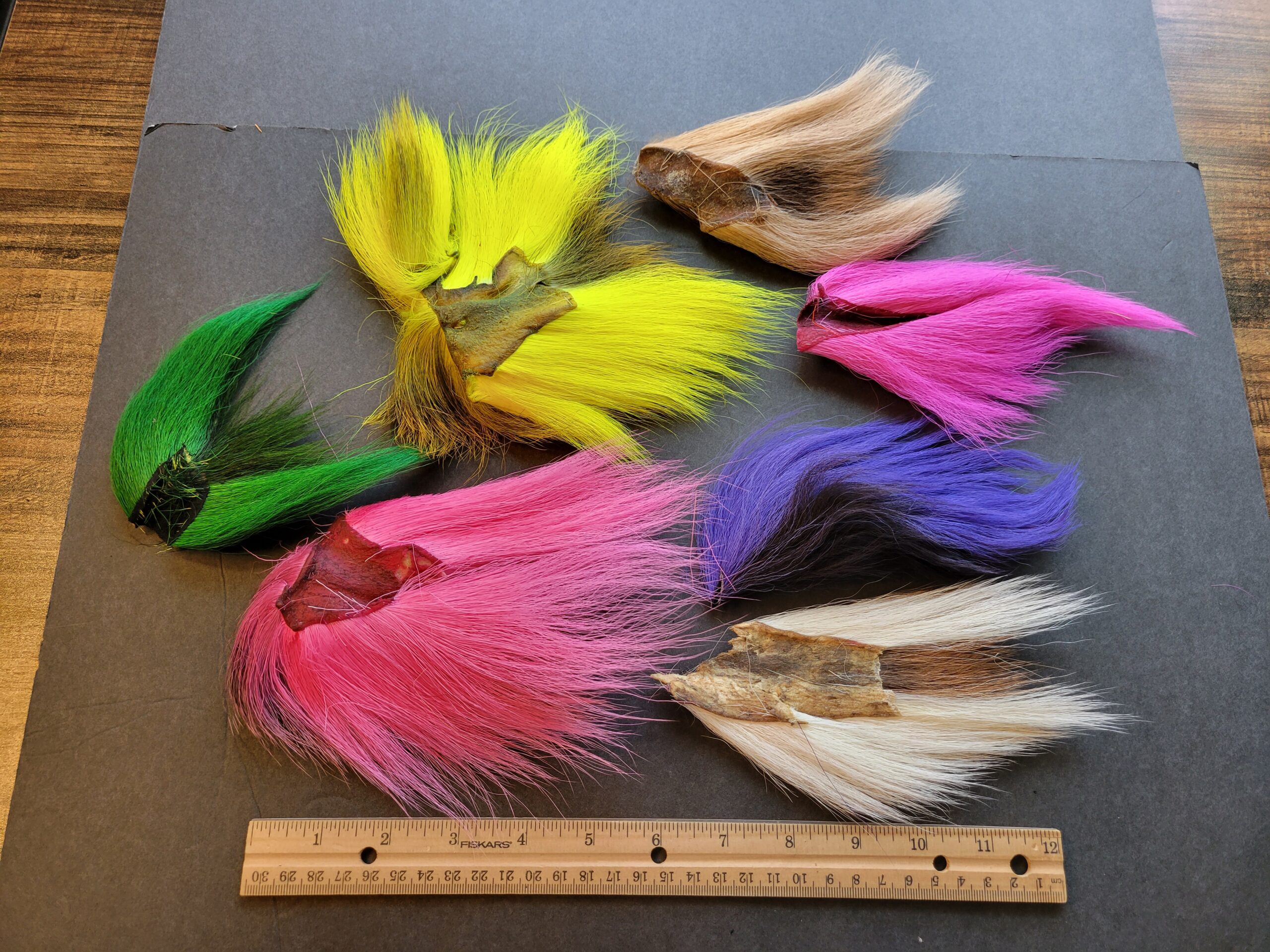 Lot 19, VARIETY PACK COLORED Deer Tail Bucktail Pieces Buck Tail for Fly  Tying - Lady Fly Tyer